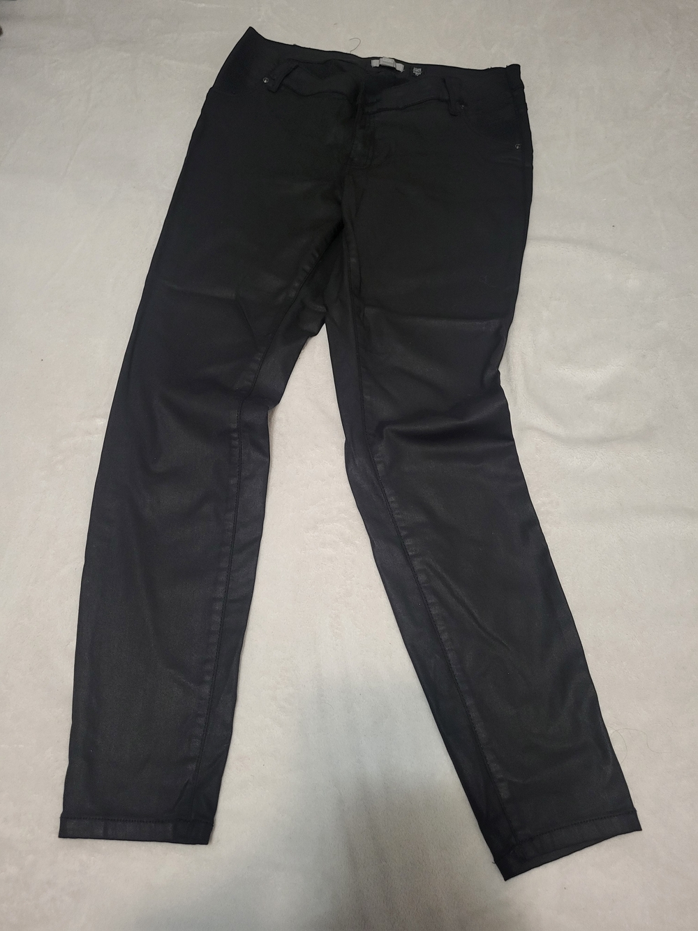 Thyme Maternity Black Coated Skinny Jeans / Waxed Denim Pants - Size 29